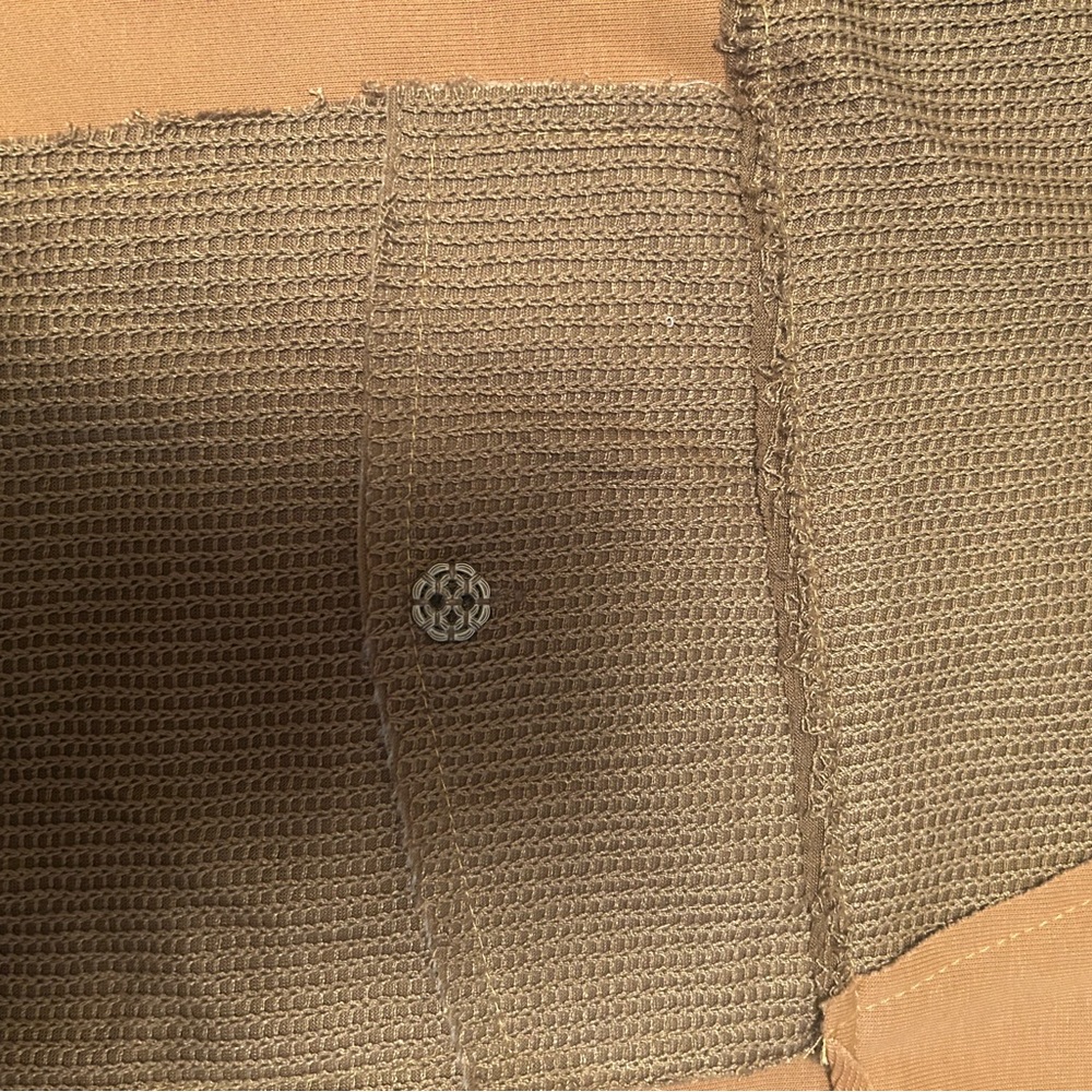 POL Tan and Brown Zip-Up Pull Over - Picture 6 of 9